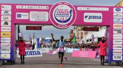 Peter Kwemoi breaks course record as Kenya sweeps Venice Marathon titles