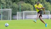 Usain Bolt Appears in Training - For Football