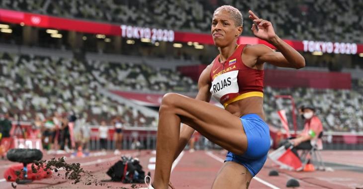 rojas-smashes-triple-jump-world-record-with-15-67-watch-athletics