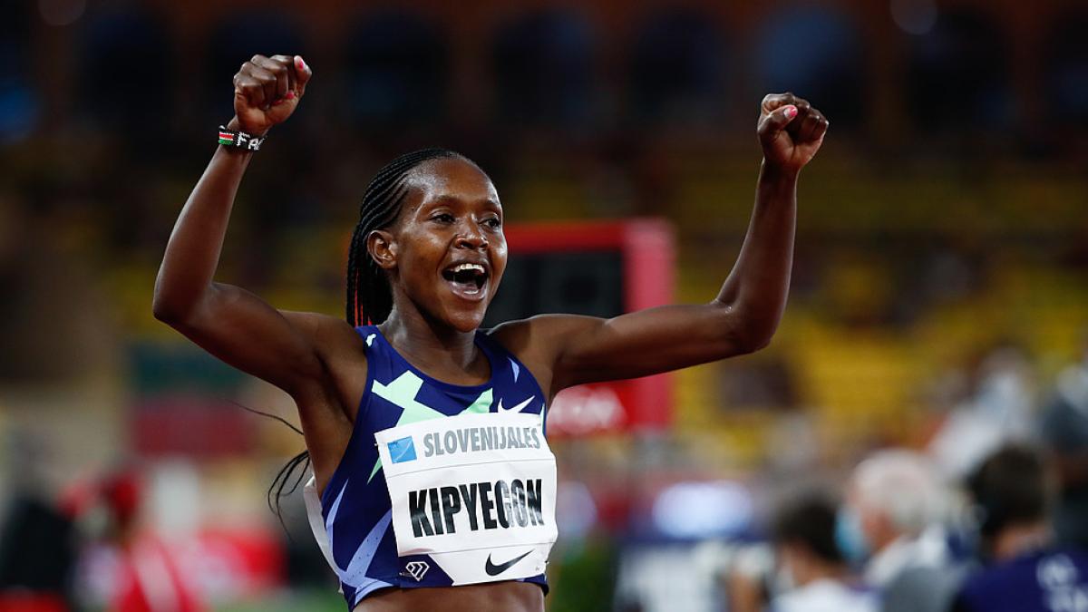 Faith Kipyegon Breaks Women's 5000m World Record in Paris Watch Athletics