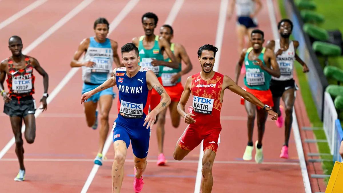 Olympic Champ Ingebrigtsen Strikes Gold at 5000m World Championships in Budapest Watch Athletics