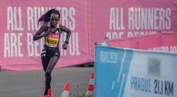 London Marathon 2024: Peres Jepchirchir smashes women's only world record, Munyao wins men's race
