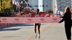 Hawi Feysa Defends Chicago Marathon Title with 2:13:33 Victory