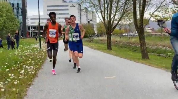 Jakob Ingebrigsten Smashes Norweigan 5km Record In Stavenger Watch Athletics