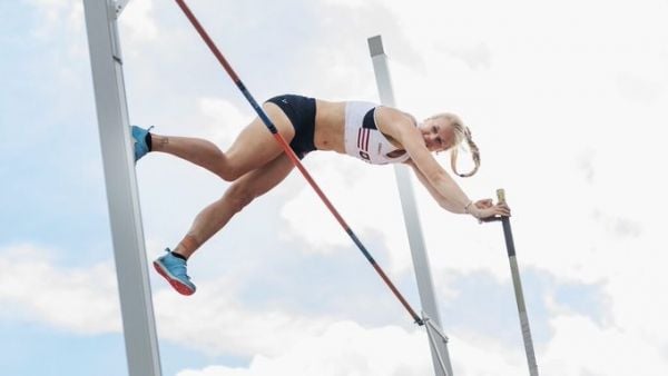 Michaela Meijer (4.83m) Sets Swedish Pole Vault Record | Watch Athletics