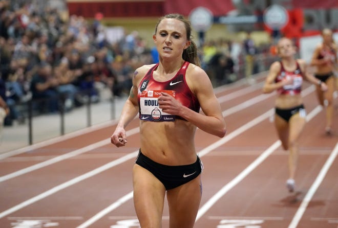 Shelby houlihan is professional from 2015. Shelby Houlihan : US 1500m and 5000m record holder Shelby Houlihan tests ...